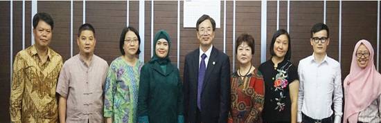 http://giis.gdufs.edu.cn/__local/8/96/E2/981E3FAB951A25B6B46923F13FB_ACA95E55_F587.jpg